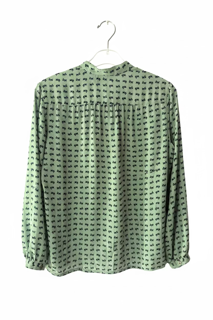 Vintage 70s Grey Scotty Dog Blouse