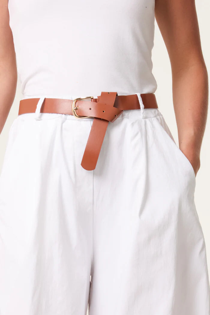White Belted Vintage Style Bermuda Shorts